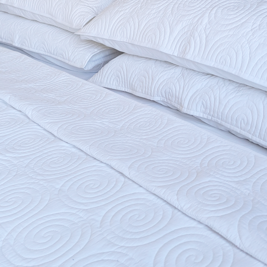 Espira Coverlet