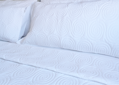 Espira Coverlet