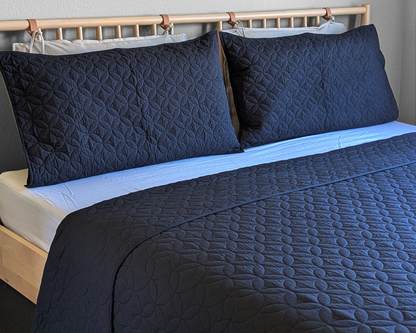 Onyx Coverlet